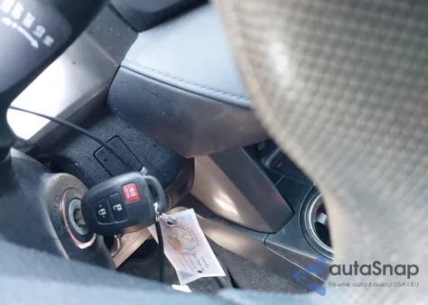 2017 Toyota Rav4 Le из США, поврежденный, VIN JTMBFREV9HD204865